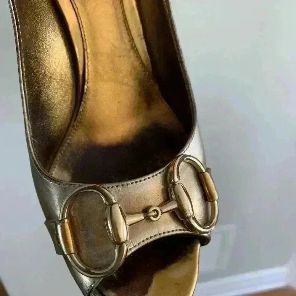 Gucci  metallic leather shoes with buckle - Picture 3 of 14